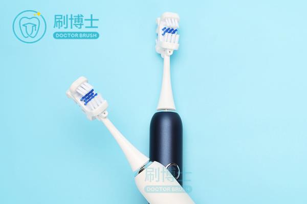 電動(dòng)牙刷好還是普通牙刷對(duì)牙齒好？不同類型的牙刷使用方法