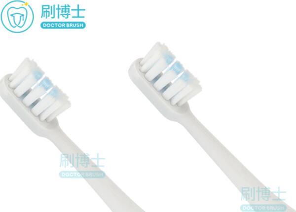 電動牙刷如何選擇？買電動牙刷主要看刷頭，學(xué)會看刷頭的三大技巧