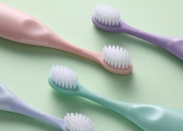50塊錢的手動牙刷能用多久？真正的答案，嚇你一跳！