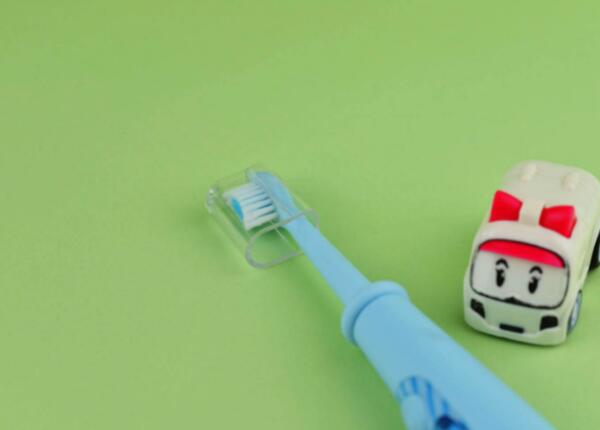 兒童智能電動(dòng)牙刷怎么用？國(guó)產(chǎn)兒童電動(dòng)牙刷使用方法介紹
