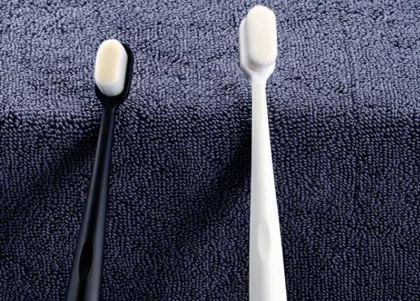 成人超細毛牙刷好用嗎？超細毛牙刷讓牙齒洗得徹底！