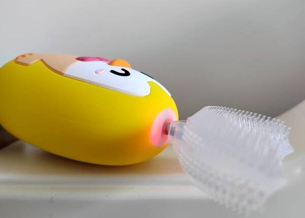 寶寶需要買u形牙刷嗎？寶寶u形牙刷挑選技巧