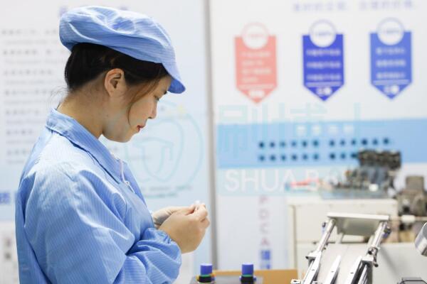 刷博士電動牙刷制造廠：品質(zhì)至上，匠心護(hù)航